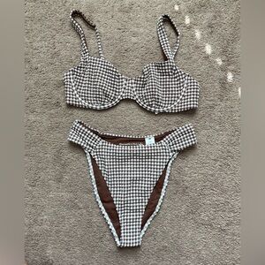 NWT Abercrombie & Fitch Mid-Rise High-Leg Bottom & Wide Strap Underwire Top